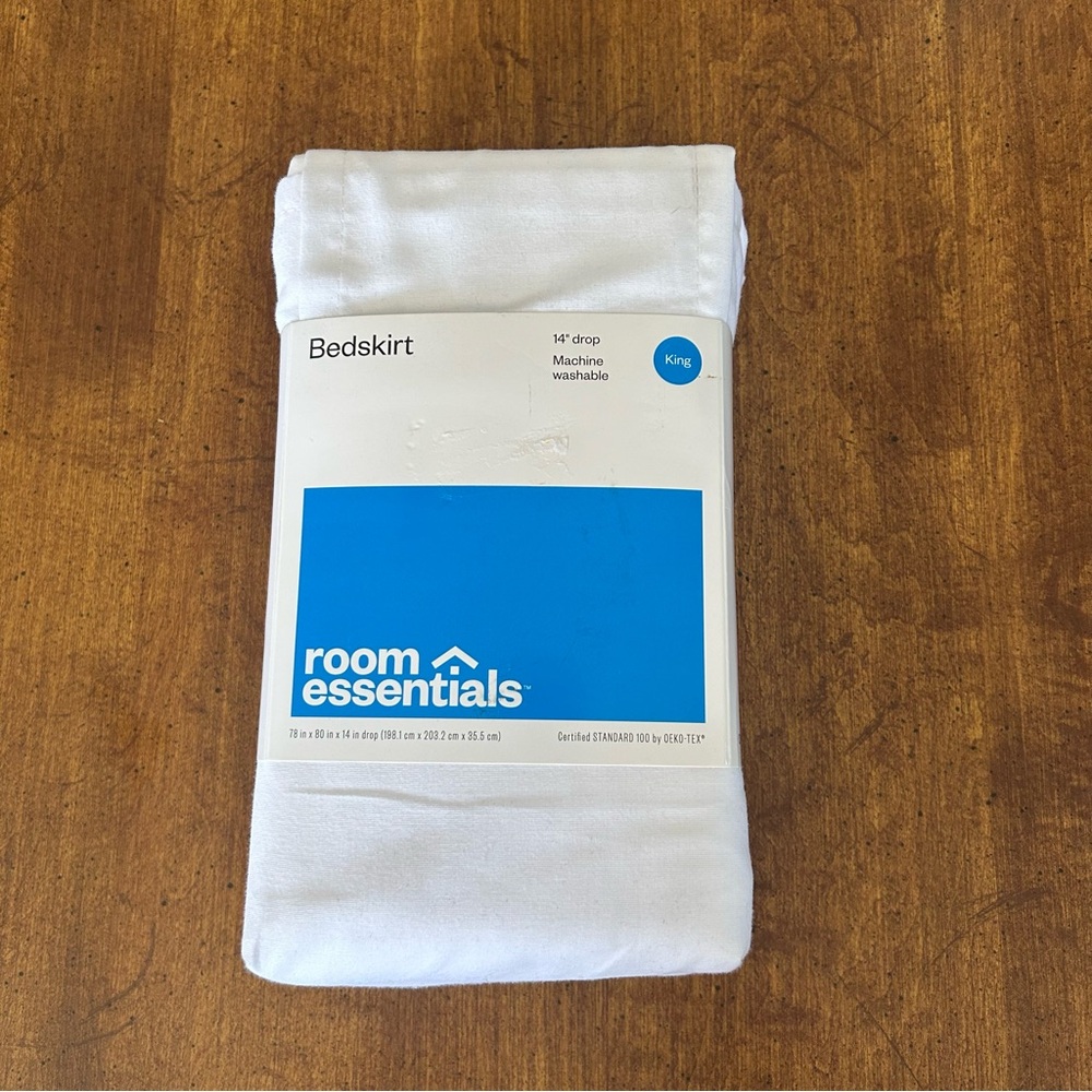 Room Essentials King Size White Bedskirt 14” Drop Machine Washable (NWT)